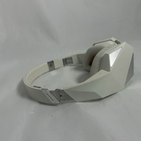 Monster VEKTR Diesel White On-Ear Headphones – Authentic – ControlTalk - Picture 7 of 7